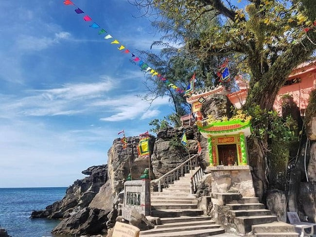Dinh Cậu Ph&uacute; Quốc - N&eacute;t đẹp T&acirc;m Linh Của đảo Ngọc | Salinda Resort Phu Quoc  Island